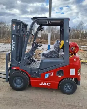 Бензиновый вилочный погрузчик JAC CPQD15 EURO (J) с двигателем Nissan - грузоподъёмность 1,5 тонны, высота подъёма 3 метра