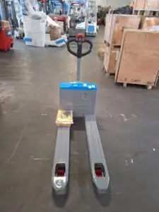 Литиевая электрическая рохля SHANN CBD20 W-II с грузоподъёмностью 2000 кг, вилы 1150 м